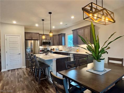 658 Apple Ridge Drive Elyria OH 44035