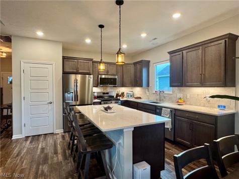 658 Apple Ridge Drive Elyria OH 44035