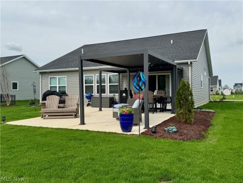 658 Apple Ridge Drive Elyria OH 44035