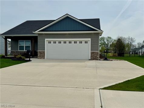658 Apple Ridge Drive Elyria OH 44035