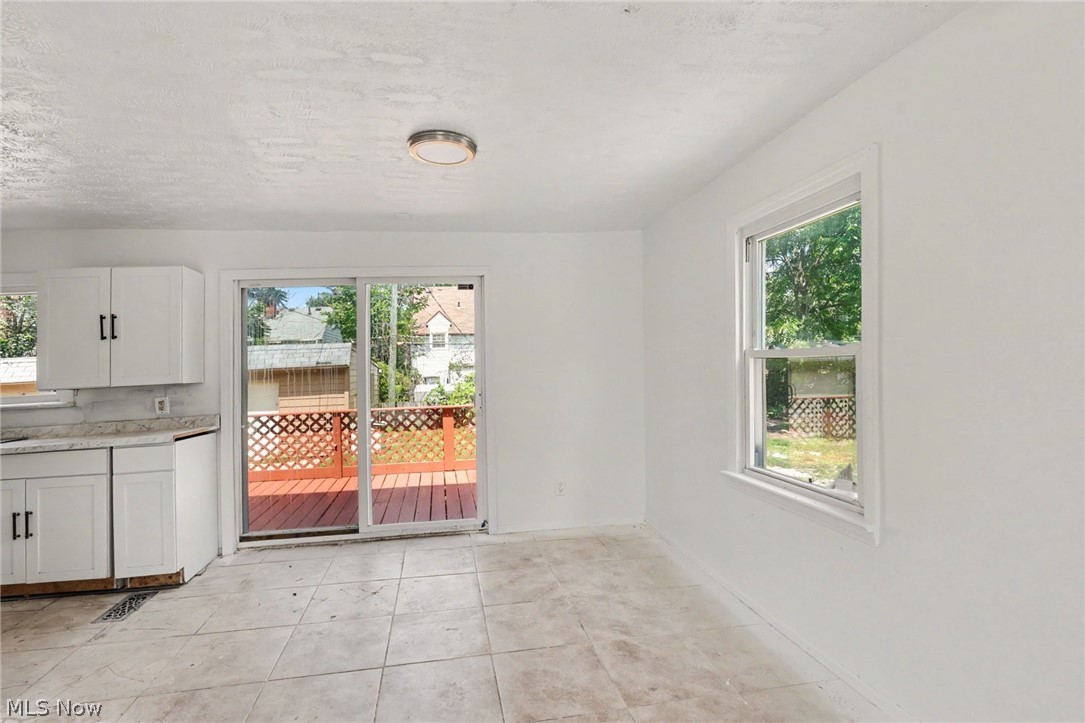 15603 Harvard Avenue Cleveland OH 44128