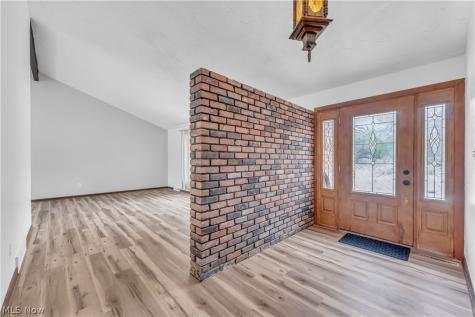 13574 Delaware Drive Middleburg Heights OH 44130
