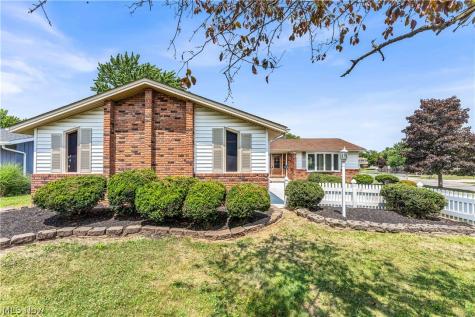 13574 Delaware Drive Middleburg Heights OH 44130