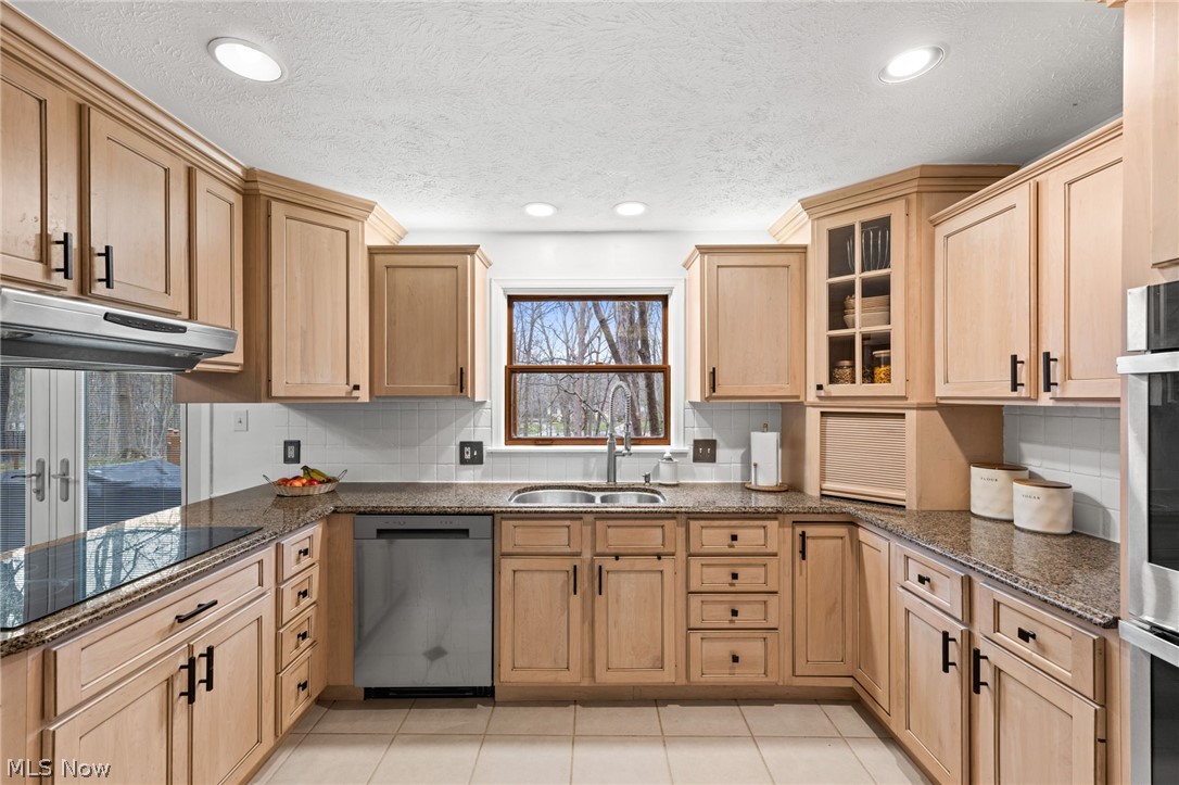 52 Carriage Stone Drive Chagrin Falls OH 44022