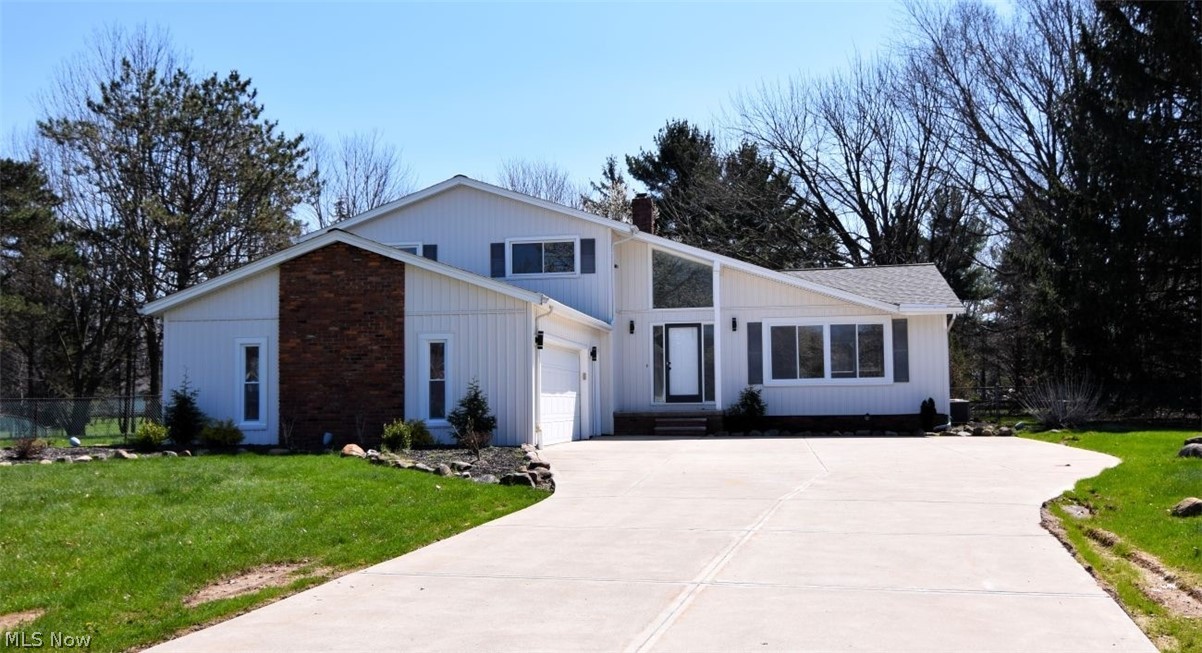 6088 Williamsburg Drive Highland Heights OH 44143