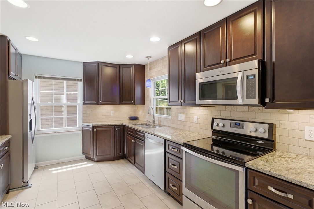 430 Canterbury Road Bay Village OH 44140