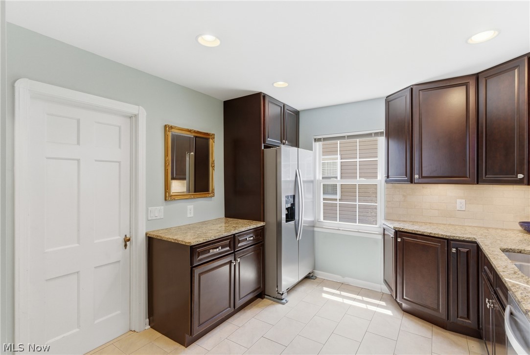 430 Canterbury Road Bay Village OH 44140