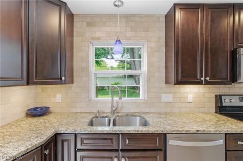 430 Canterbury Road Bay Village OH 44140
