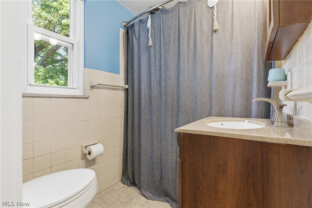 430 Canterbury Road Bay Village OH 44140