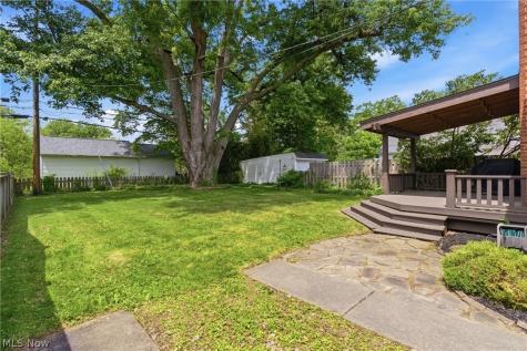 430 Canterbury Road Bay Village OH 44140