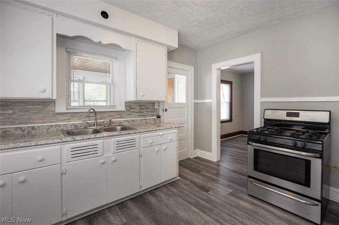 10203 Greenview Avenue Garfield Heights OH 44125