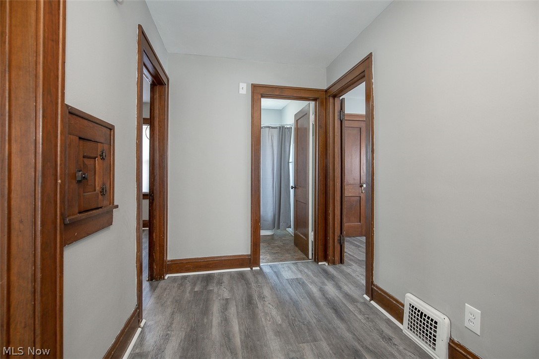 10203 Greenview Avenue Garfield Heights OH 44125
