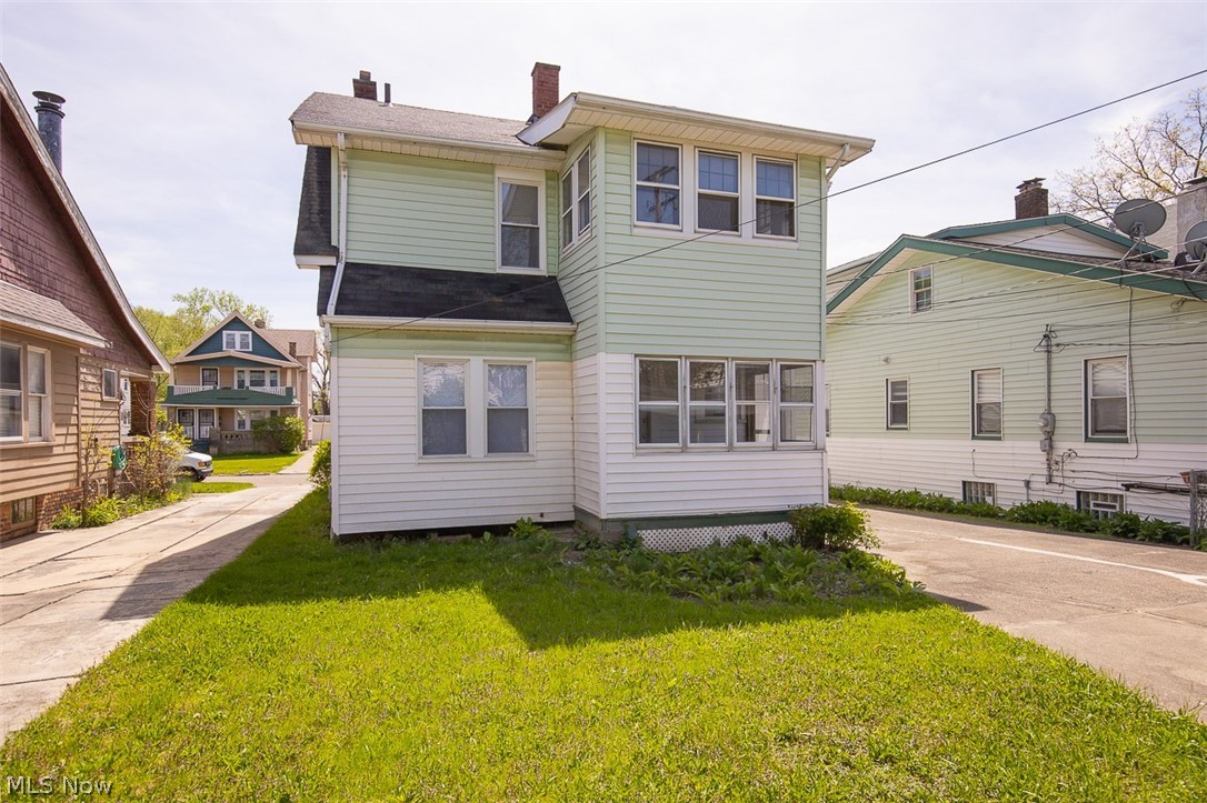 10203 Greenview Avenue Garfield Heights OH 44125