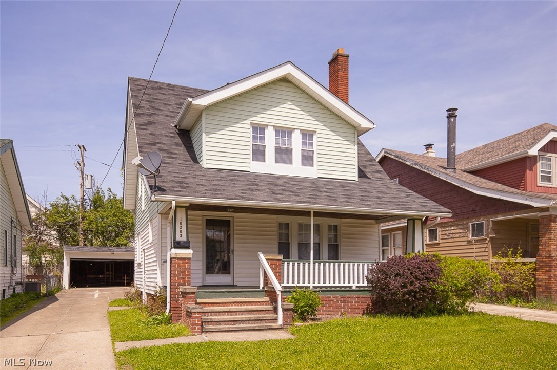 10203 Greenview Avenue Garfield Heights OH 44125