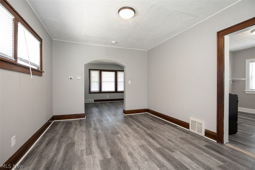 10203 Greenview Avenue Garfield Heights OH 44125