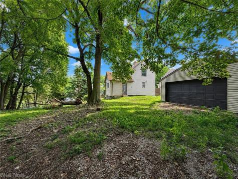 238 Nieman Street Akron OH 44305