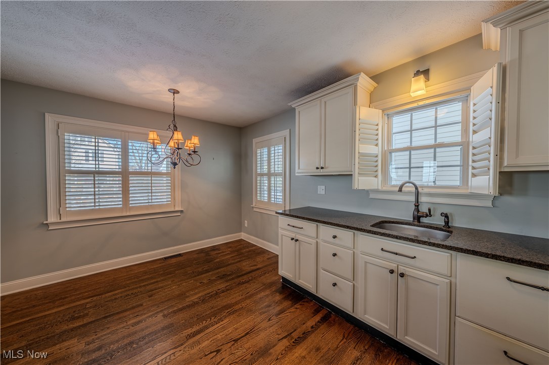 19237 Riverview Avenue Rocky River OH 44116