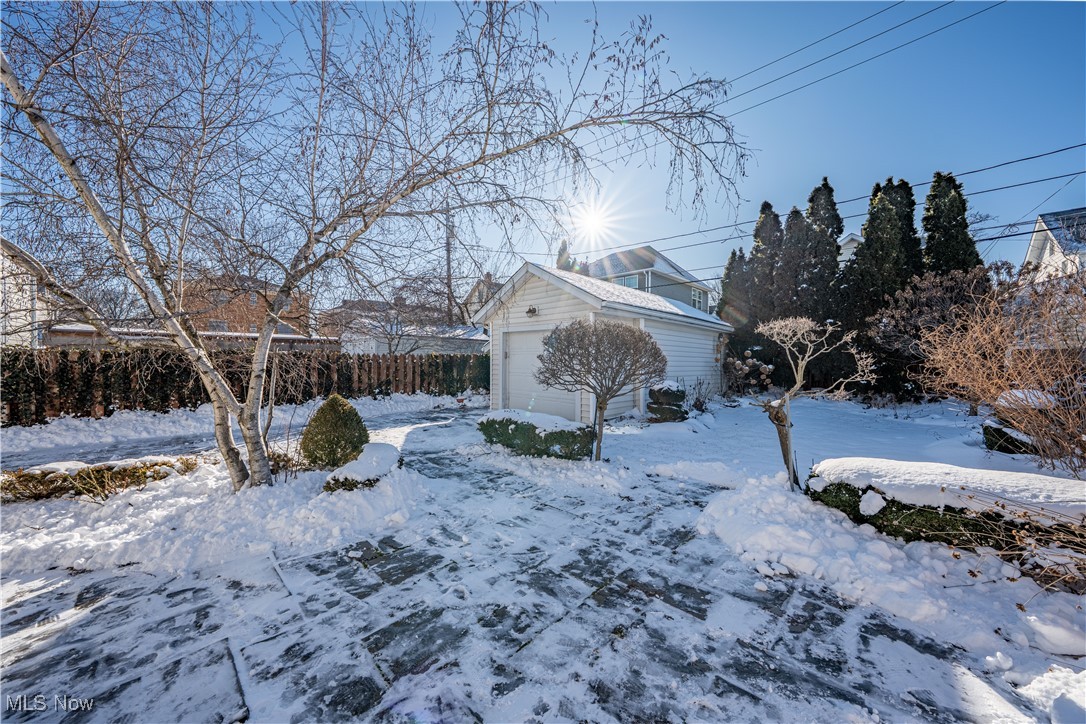 19237 Riverview Avenue Rocky River OH 44116