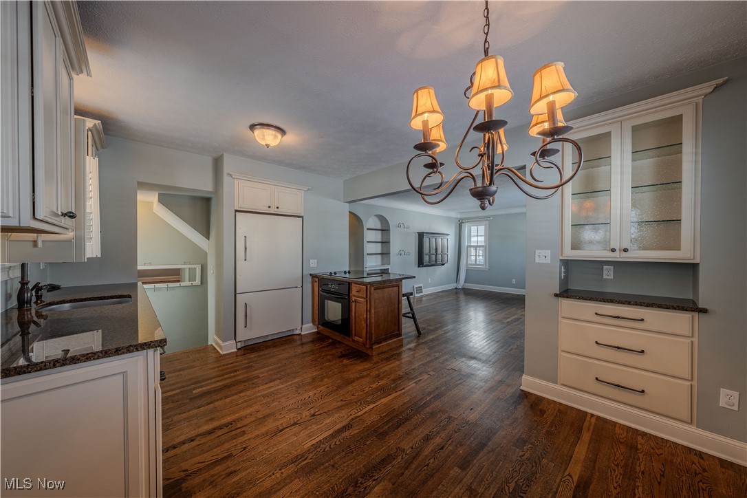 19237 Riverview Avenue Rocky River OH 44116