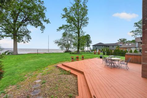 32926 Lake Road Avon Lake OH 44012