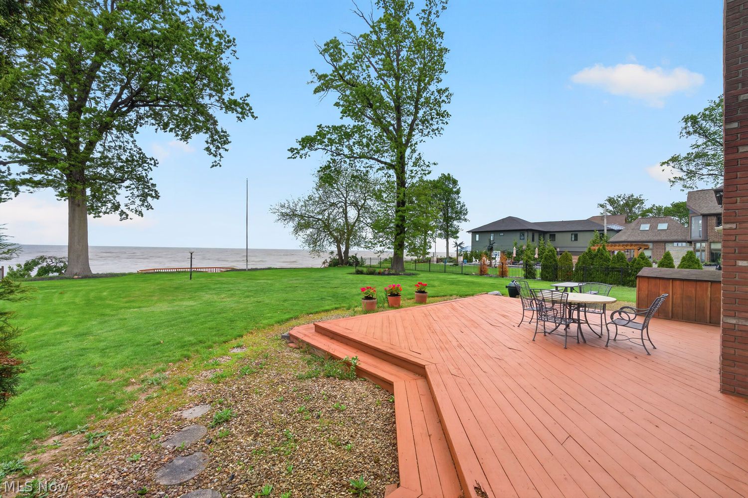 32926 Lake Road Avon Lake OH 44012