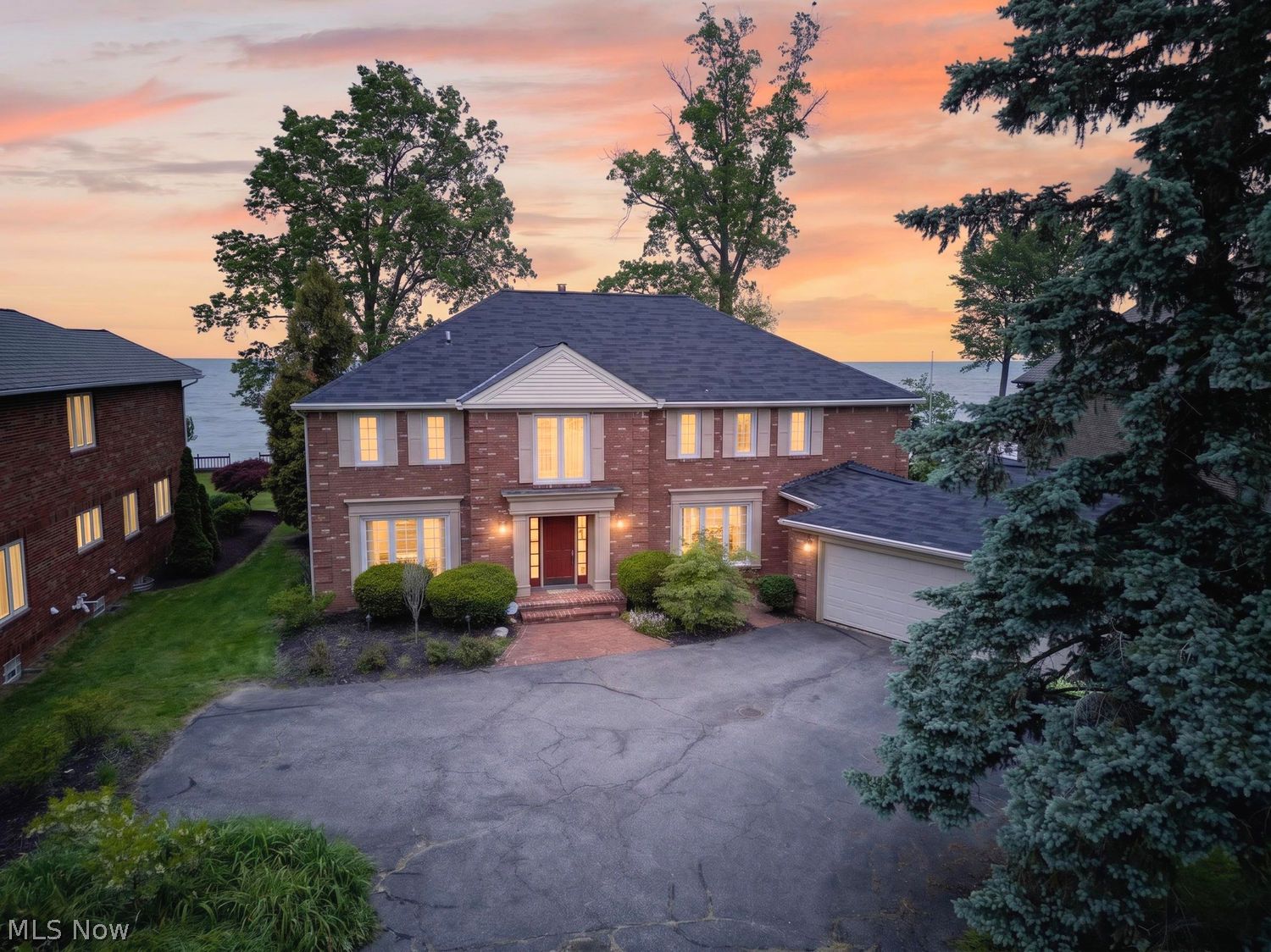 32926 Lake Road Avon Lake OH 44012