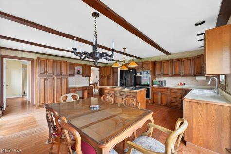 32926 Lake Road Avon Lake OH 44012