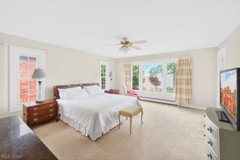 32926 Lake Road Avon Lake OH 44012