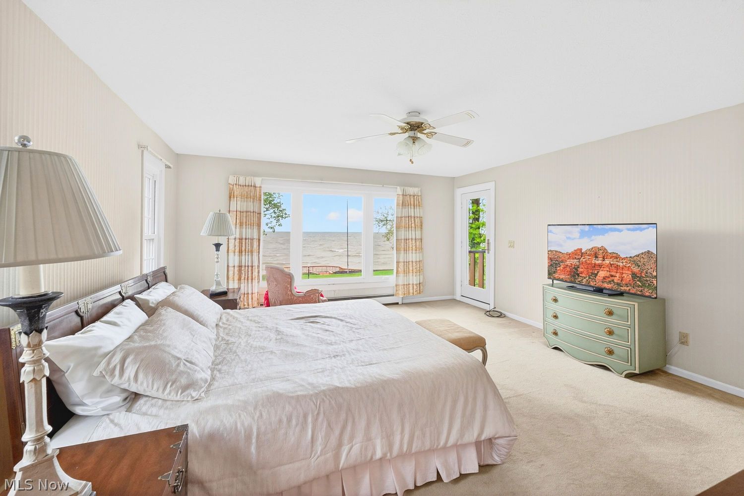 32926 Lake Road Avon Lake OH 44012
