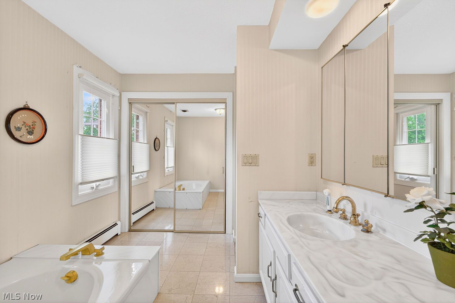 32926 Lake Road Avon Lake OH 44012