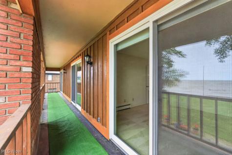 32926 Lake Road Avon Lake OH 44012