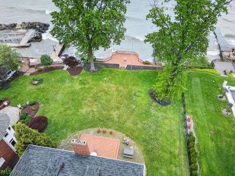 32926 Lake Road Avon Lake OH 44012
