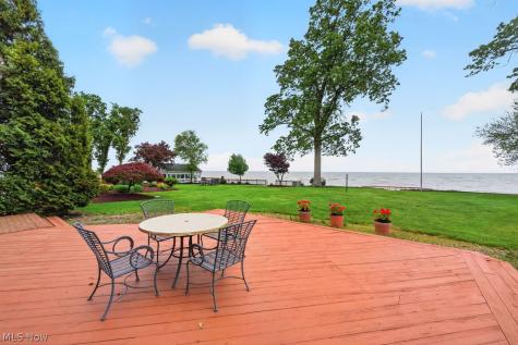 32926 Lake Road Avon Lake OH 44012