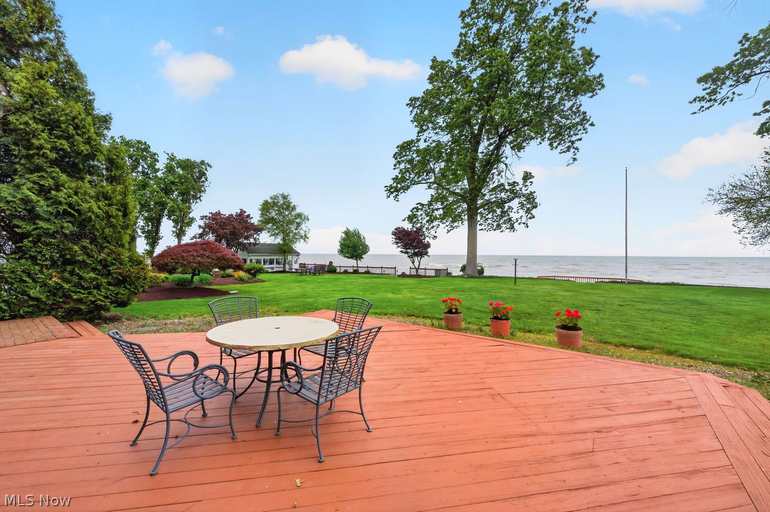32926 Lake Road Avon Lake OH 44012