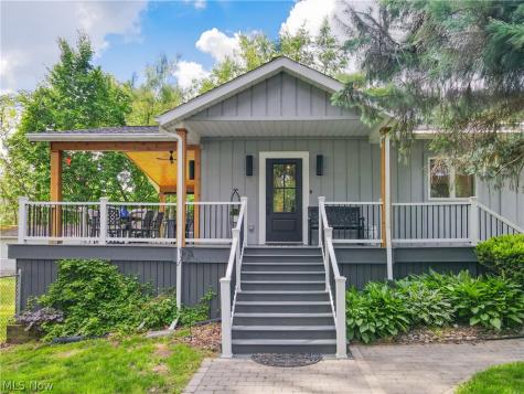 1465 Forest Drive Akron OH 44312