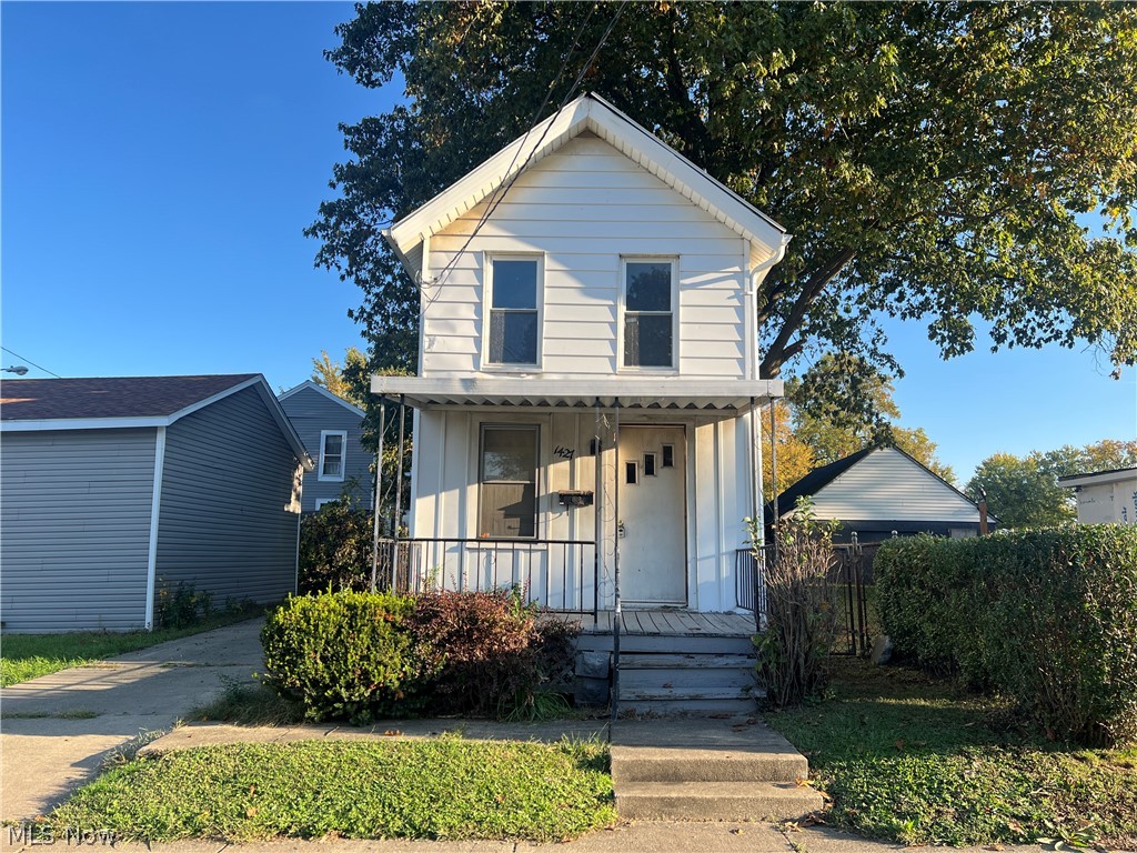 1427 4th Street NE Canton OH 44704