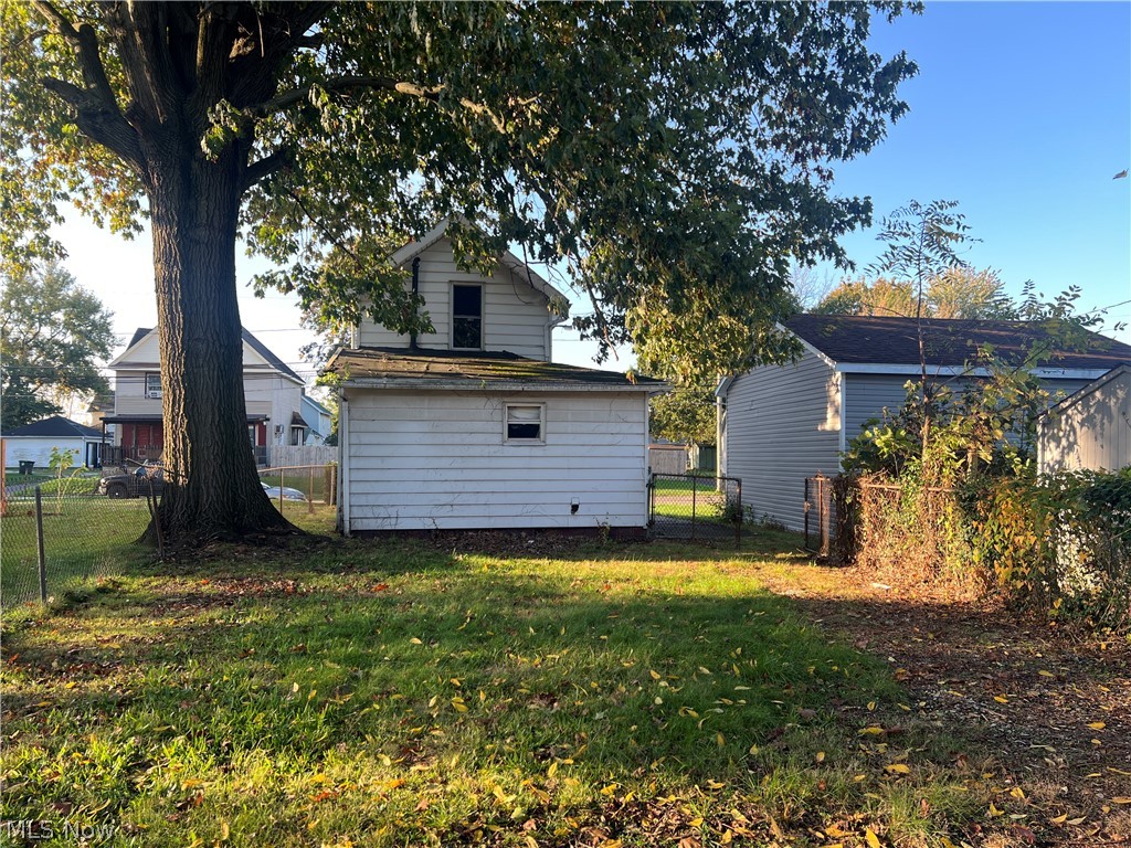 1427 4th Street NE Canton OH 44704