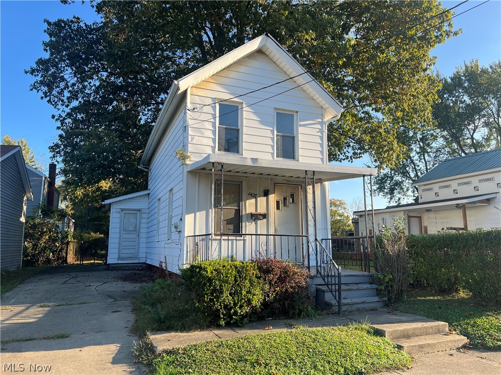1427 4th Street NE Canton OH 44704