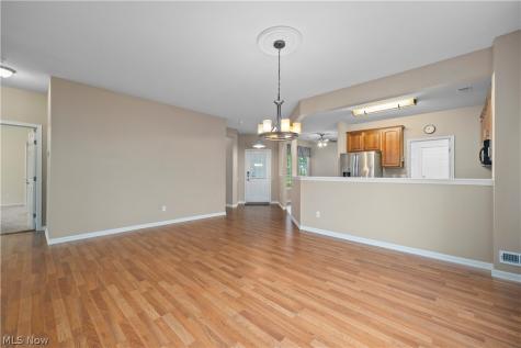 9428 Drury Way North Ridgeville OH 44039
