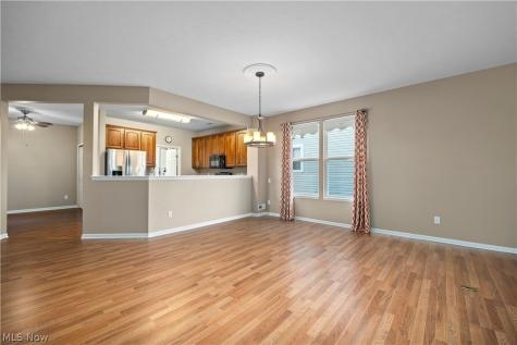 9428 Drury Way North Ridgeville OH 44039