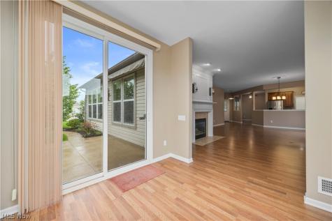 9428 Drury Way North Ridgeville OH 44039