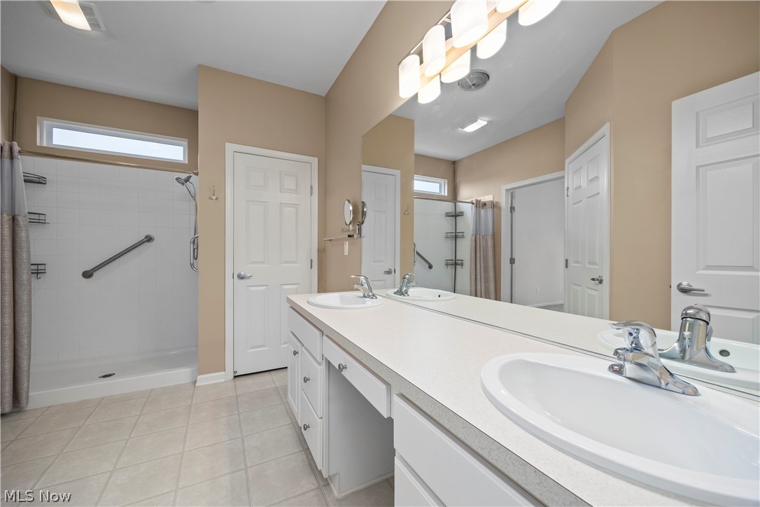 9428 Drury Way North Ridgeville OH 44039