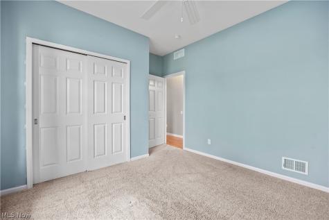9428 Drury Way North Ridgeville OH 44039