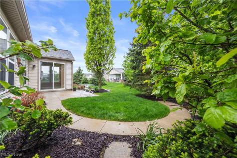 9428 Drury Way North Ridgeville OH 44039