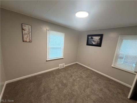 339 Morningview Avenue Akron OH 44305