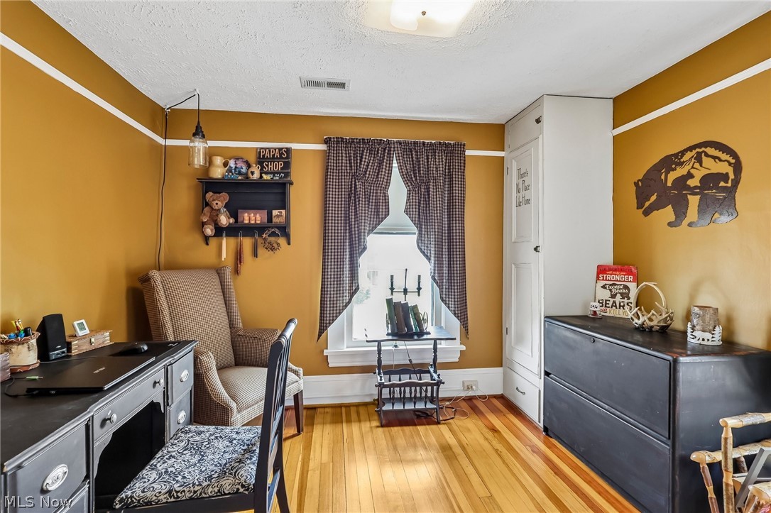 402 Bank Street Painesville OH 44077