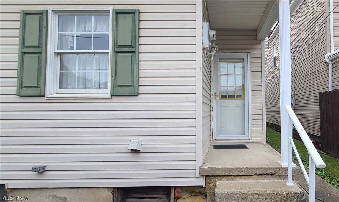 812 S Zane Highway Martins Ferry OH 43935