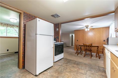 1860 N Freshley Avenue Alliance OH 44601
