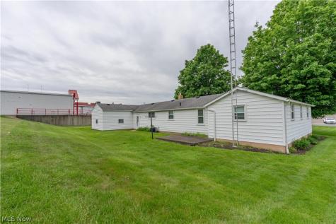 1860 N Freshley Avenue Alliance OH 44601