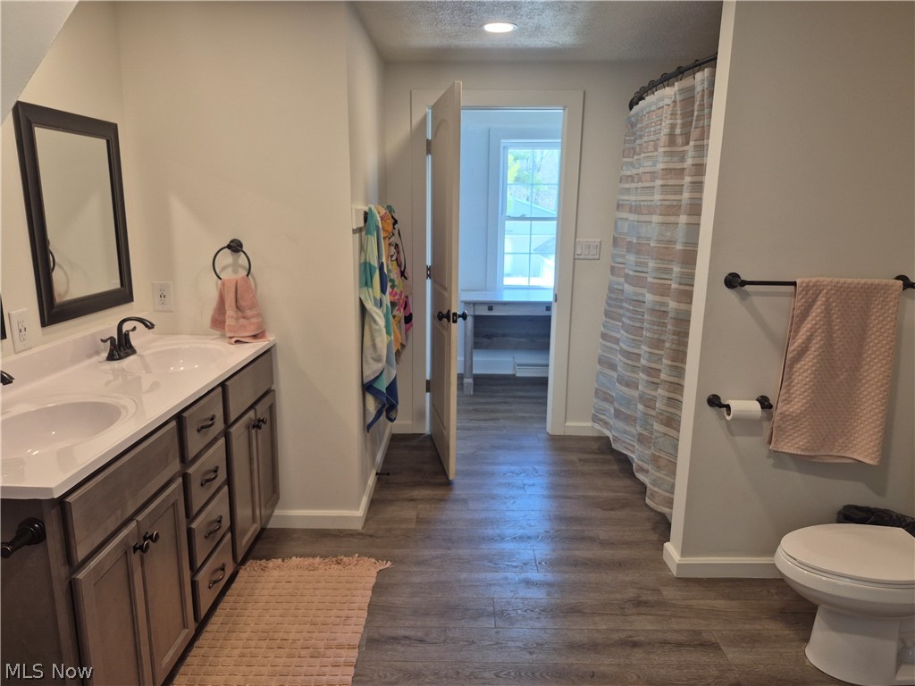 357 State Road NW Warren OH 44483